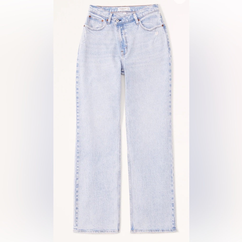 Abercrombie Curve Love High Rise 90’s Relaxed Jean
